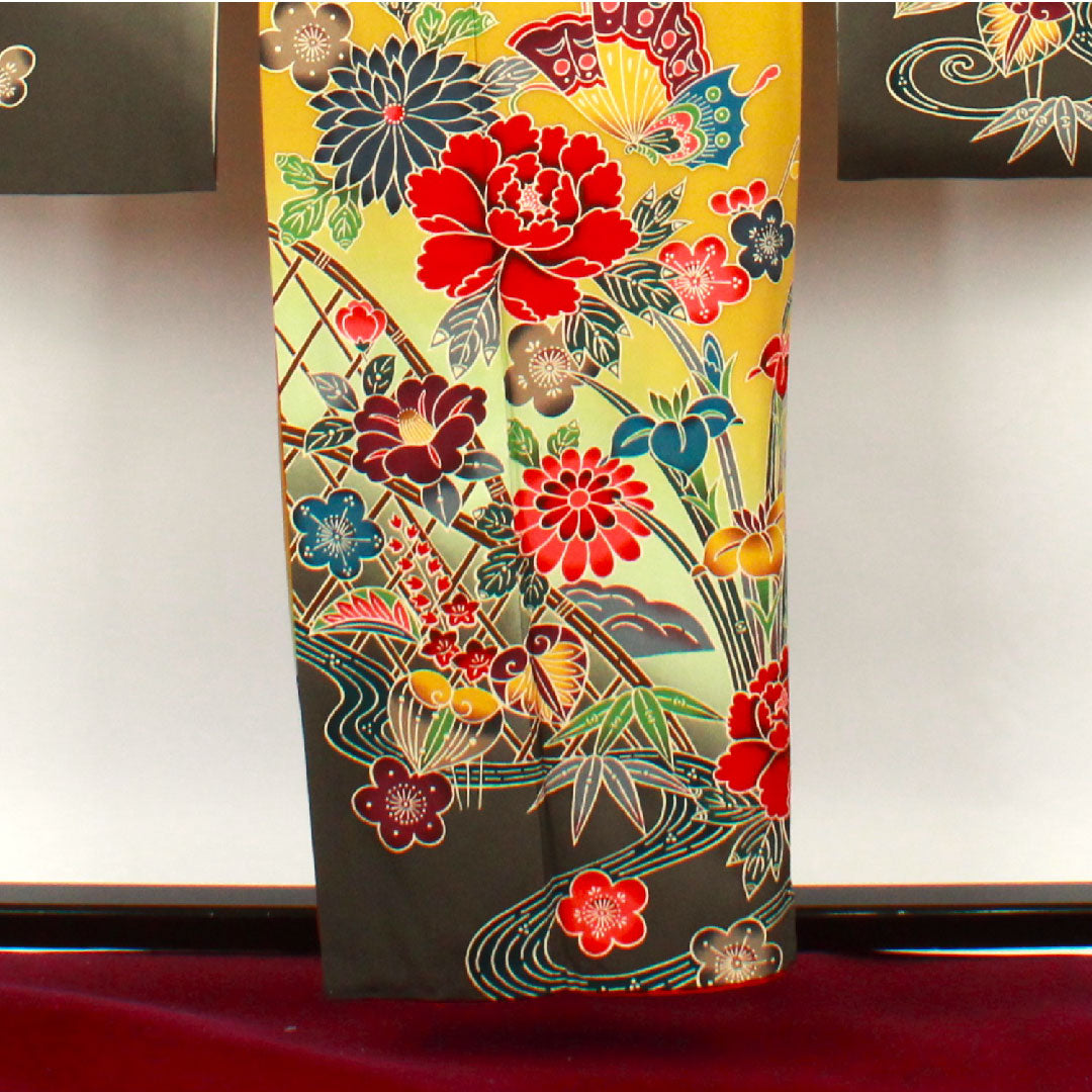 振袖 身丈155.5cm 裄丈64.5cm 袷  芥子色 京紅型 草花模様  正絹 Aランク 黄系 1113000893323