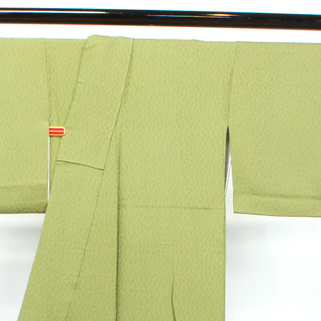 色無地 正絹 緑衫色 木瓜菱  身丈151cm 裄丈65cm 袷  Aランク 緑系 1114000933219