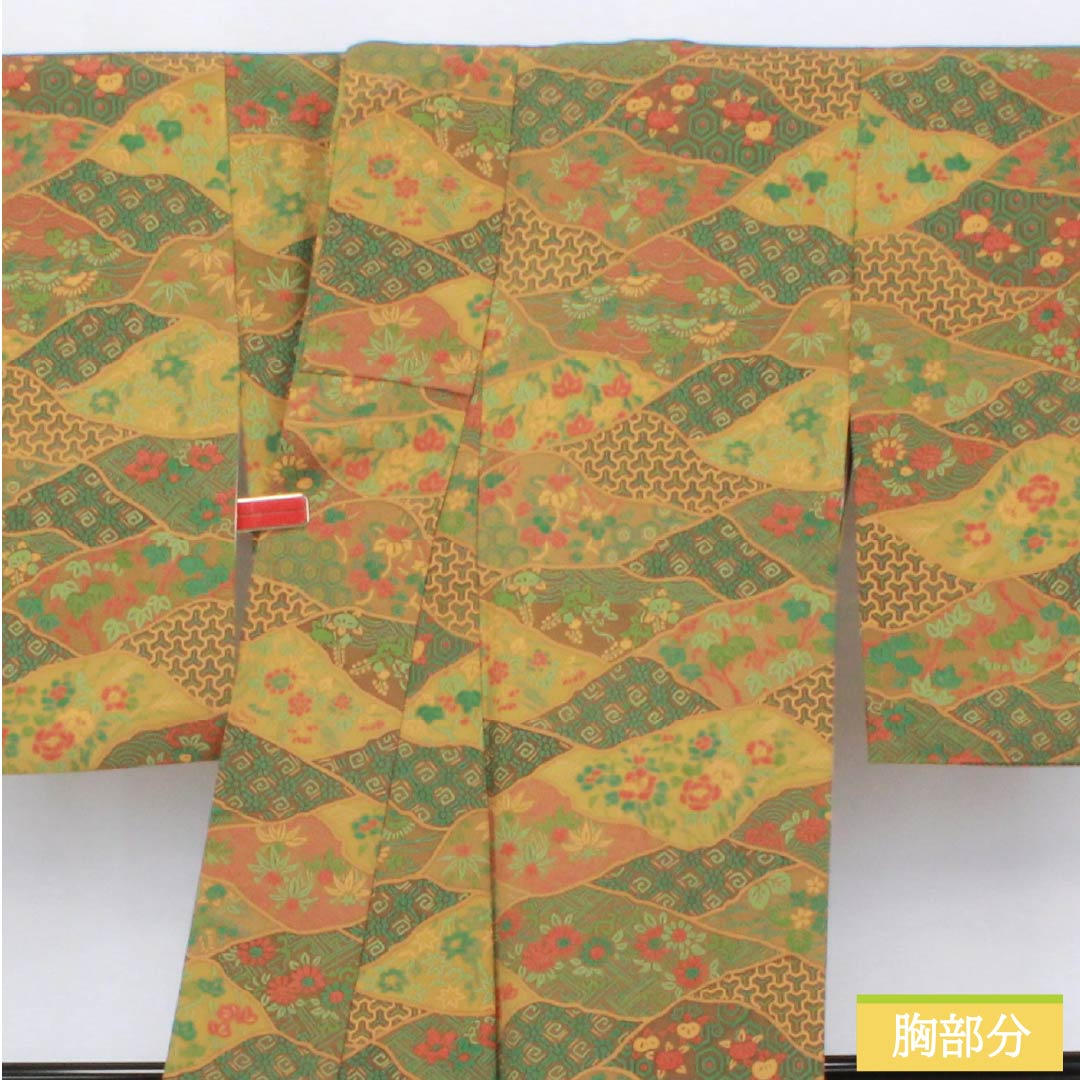 特選 小紋 着物 中古 正絹 袷 カジュアル 縁起物 玩具文様 緑黄色 身丈159.5cm 裄66cm M きもの北條 A1336-3 リサイクル着物】小紋 正絹 身丈159.5cm 裄丈66cm 袷 型染 割付 古典柄