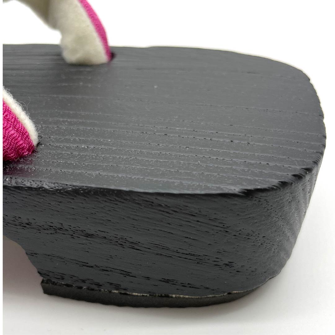 （新品未使用品）下駄 ちりめん 刺繍 花模様 Lサイズ 黒系 NEWランク 11220009210