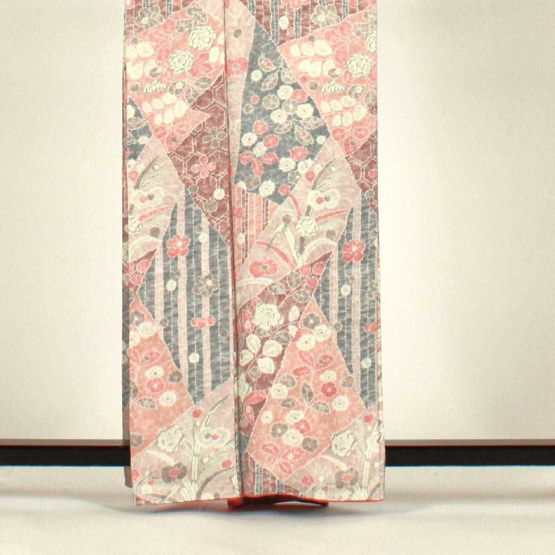 小紋 身丈164cm 裄丈64cm 袷  裂取り 花・芒模様  正絹 Sランク ピンク系 1115000732313