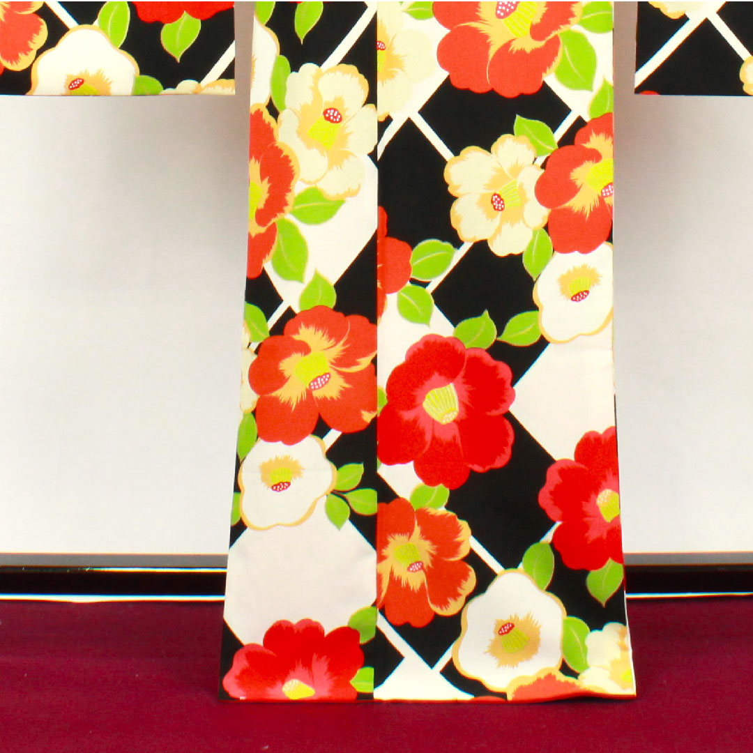 振袖 身丈168cm 裄丈68cm 袷  モノトーン 洗える着物 椿  ポリ Sランク 黒系 1113001392510