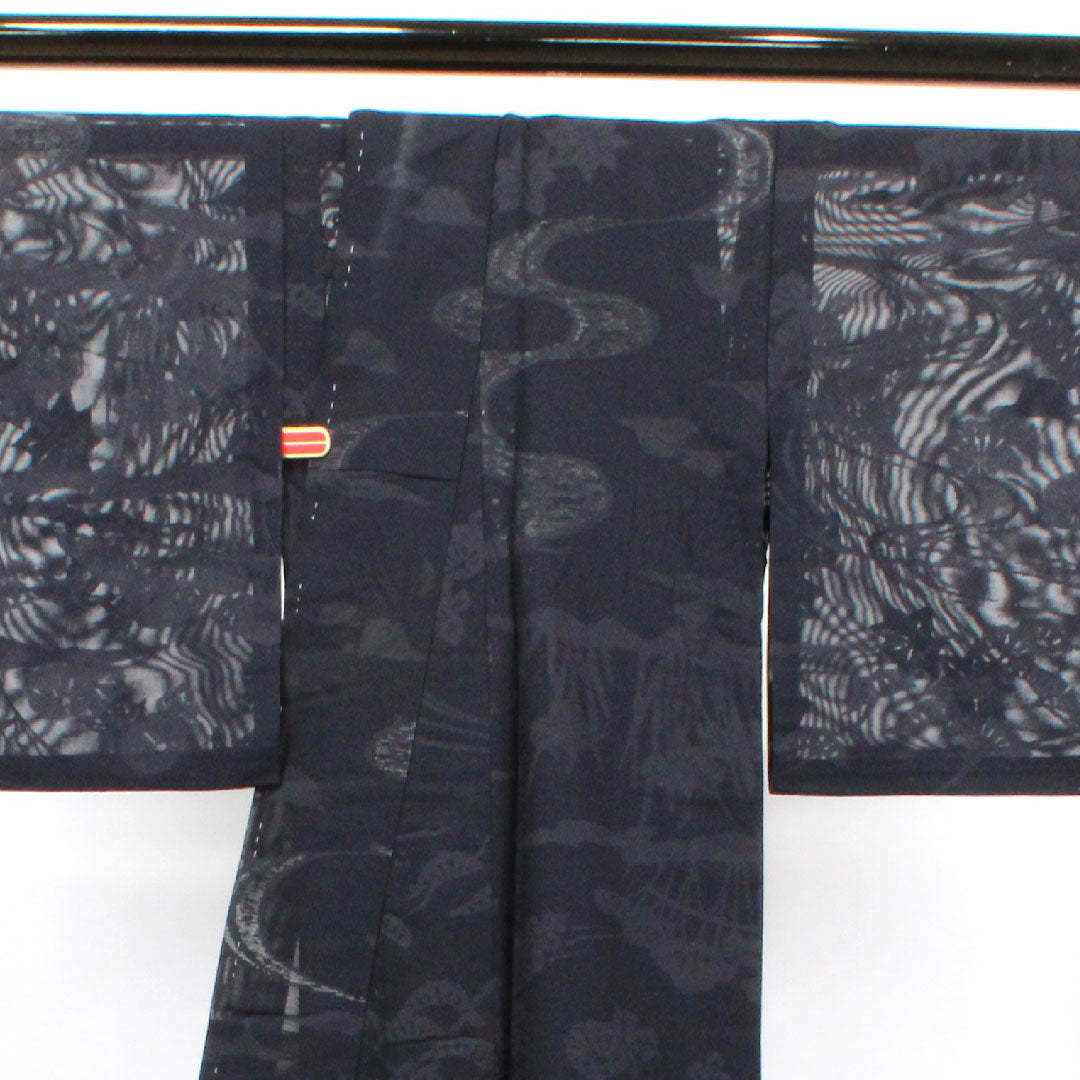 夏物 正絹 色無地 身丈160cm 裄丈61.5cm 紫黒色（しこくしょく） 草花模様 紗 Aランク 紫系 1132001033420