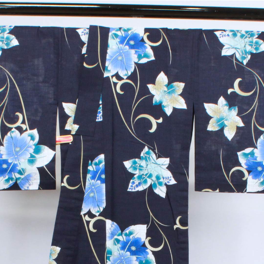 浴衣 濃紺色 萩 紅葉 菊 唐草木綿 Sランク 単衣 身丈167cm 裄丈67cm 紺系 1118004432518