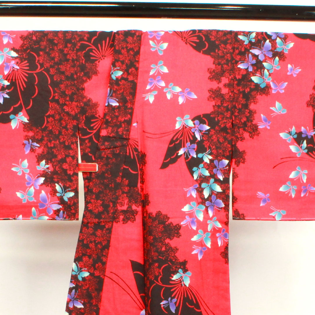 浴衣 しつけ糸付き 未使用品 紅絹色 桜 蝶 木綿 Sランク 単衣 身丈162.5cm 裄丈63.5cm 赤系 1118003662412