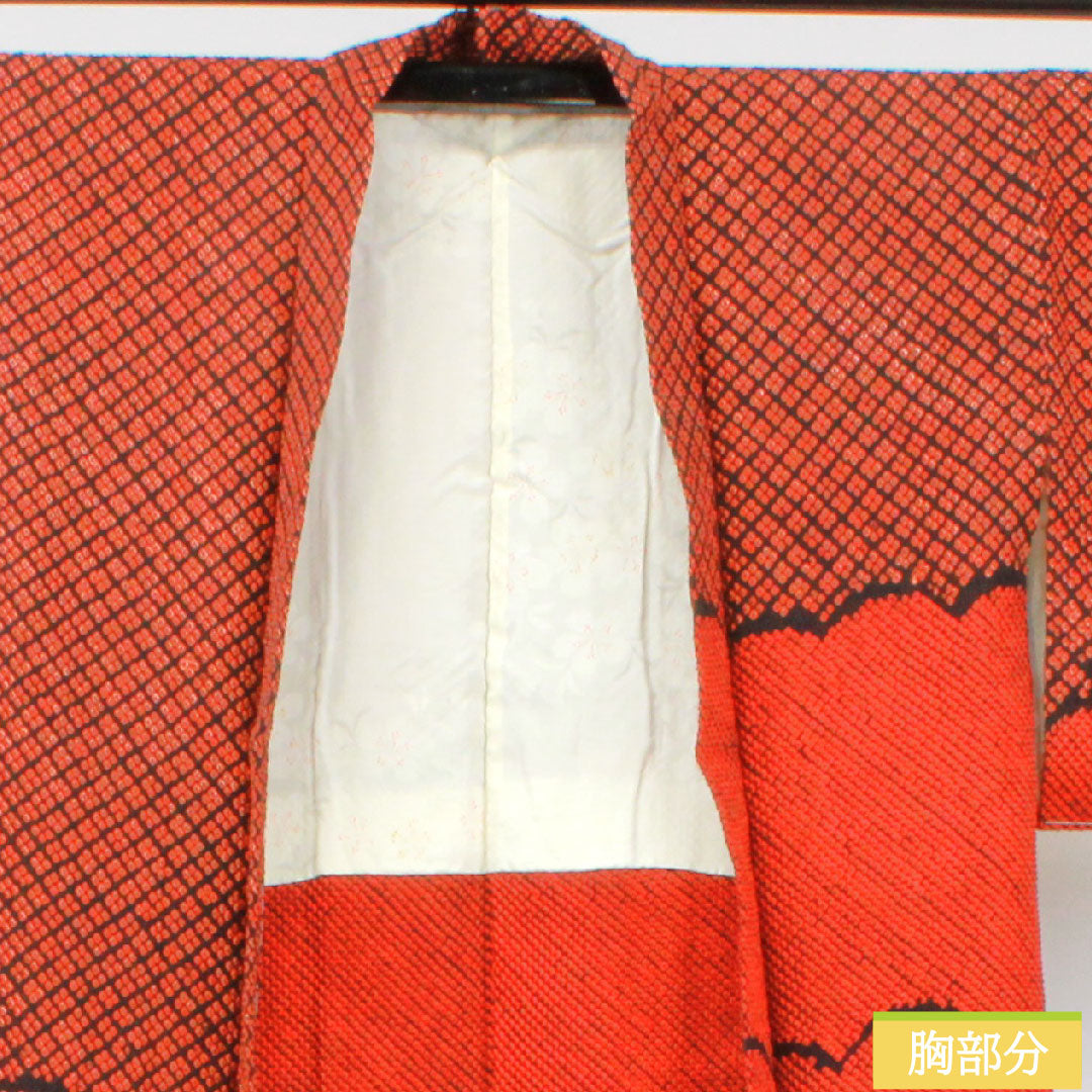 羽織 正絹 身丈75cm 裄丈65cm 緋色（ひいろ） 総絞り 抽象模様 しつけ糸付き Sランク 袷 朱系 1117001052916