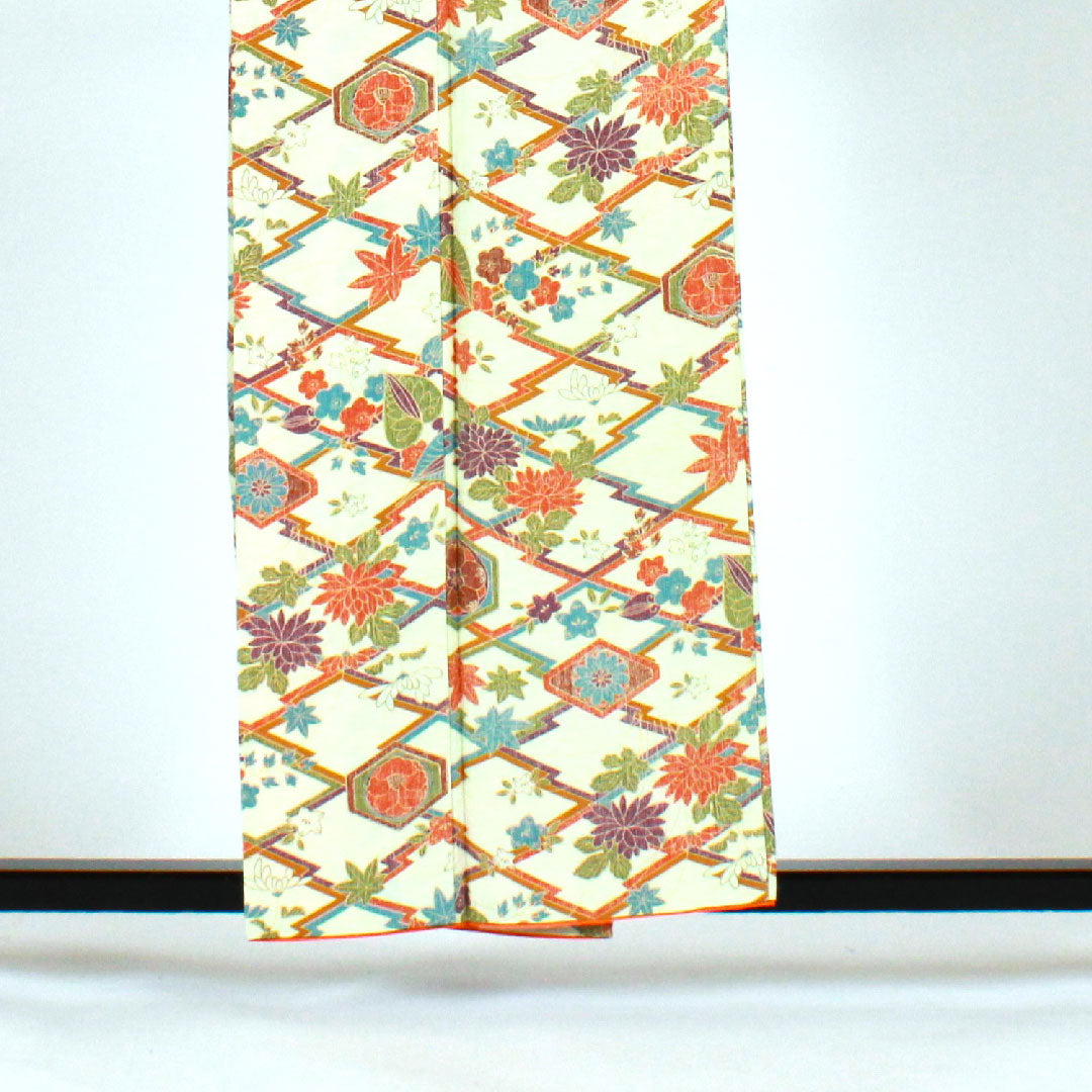 小紋 身丈157.5cm 裄丈64cm 袷  松皮菱 古典柄  ポリ Sランク クリーム系 1115000712315