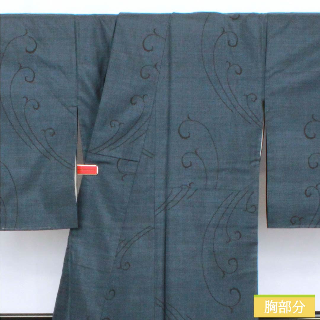 紬 正絹 Sランク 身丈155cm 裄丈63.5cm 鋼色（はがねいろ） 本場大島紬 片ス式 9マルキ 袷 青系 1116004202317