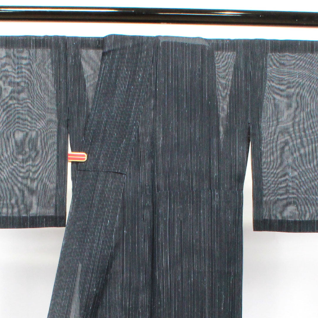 夏物 ポリエステル 紬 身丈163.5cm 裄丈67.5cm  縞 洗える着物  紗 Sランク 黒系 1132001512410