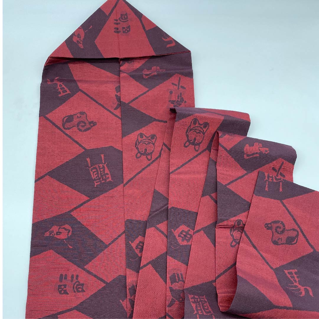 名古屋帯 深緋色 勇屋織物 干支 帯丈414cm 正絹 Sランク 全通 カジュアル 朱系 1124004652316  名古屋仕立て