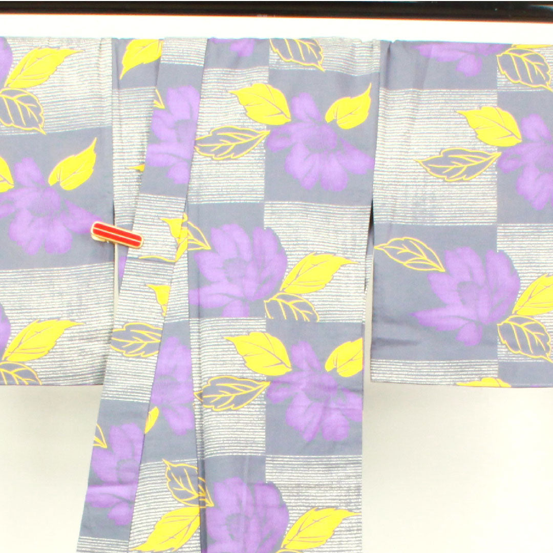 Yukata with basting thread, unused, gray-blue color, floral pattern, checkered pattern, cotton, S rank, single layer, length 170cm, sleeve length 67cm, gray 1118002172622