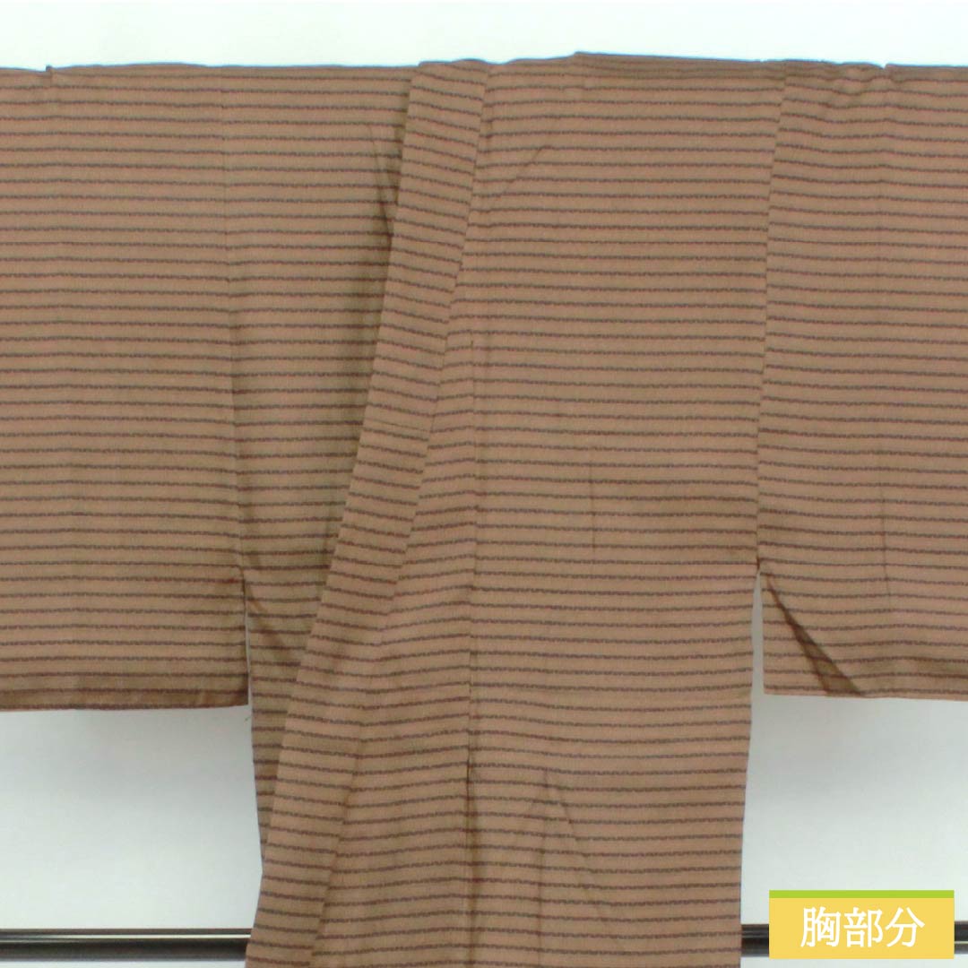 男物 正絹 Sランク 身丈145cm 裄丈63.5cm  土色（つちいろ） 幾何学模様 袷 茶系 1119000952414