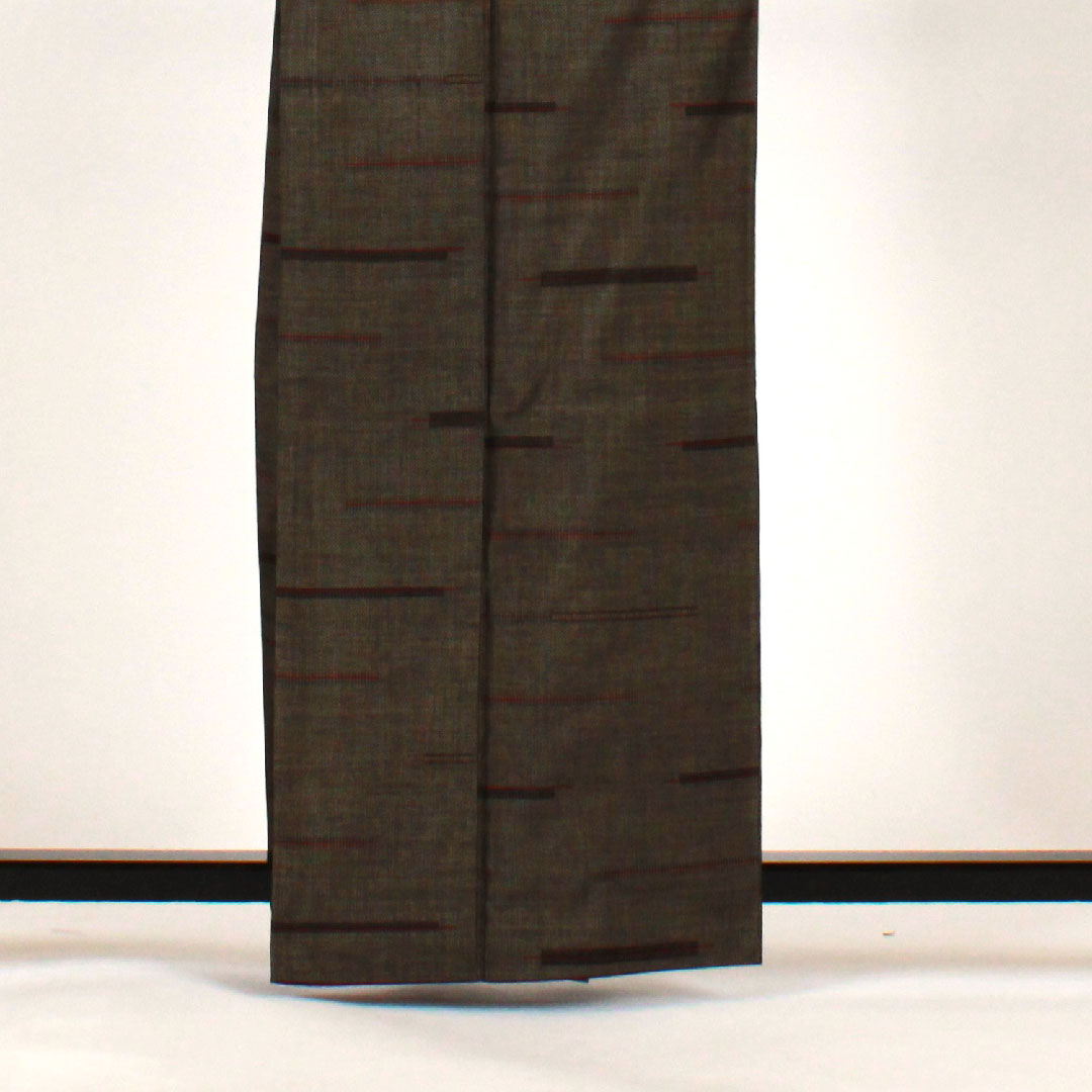 大島紬 身丈163cm 裄丈66cm 経緯絣 幾何学模様 正絹 Sランク 袷 茶系 1116001182414