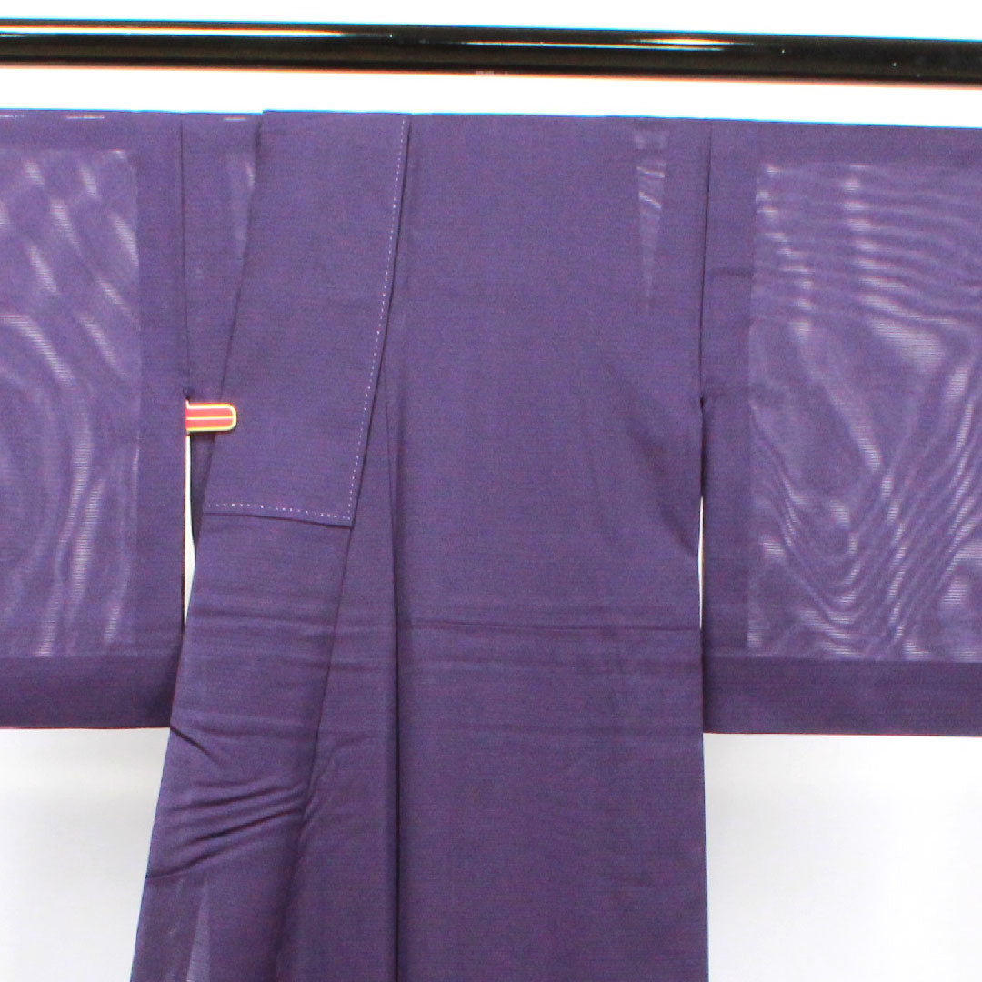 夏物 ポリエステル 色無地 身丈165cm 裄丈63cm 茄子紺色（なすこんいろ） 素無地 洗える着物 左三階松 絽 Sランク 紫系 1132001682520