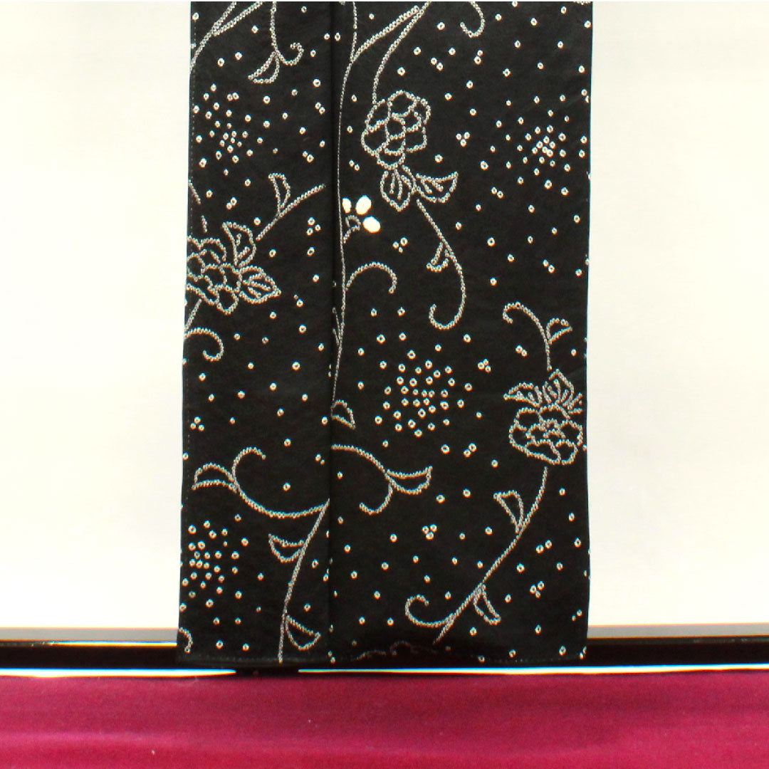 小紋 身丈153cm 裄丈63.5cm 袷  絞り 幾何学模様  正絹 Sランク 黒系 1115002732210