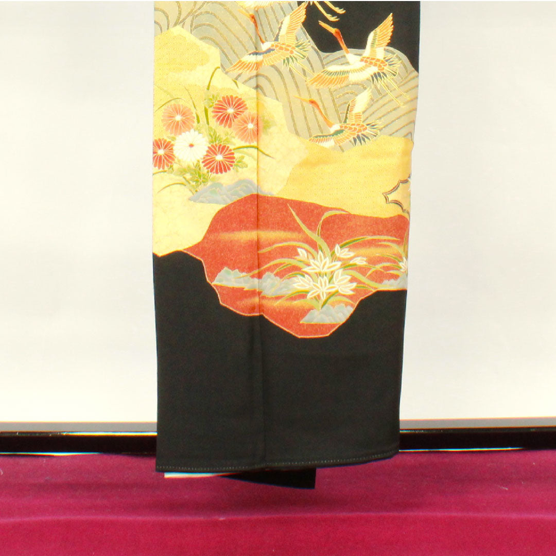 黒留袖 身丈156cm 裄丈60.5cm 袷 京友禅 鶴 糸輪に覗き梅鉢 正絹 Aランク 五つ紋 黒系 1111000723310