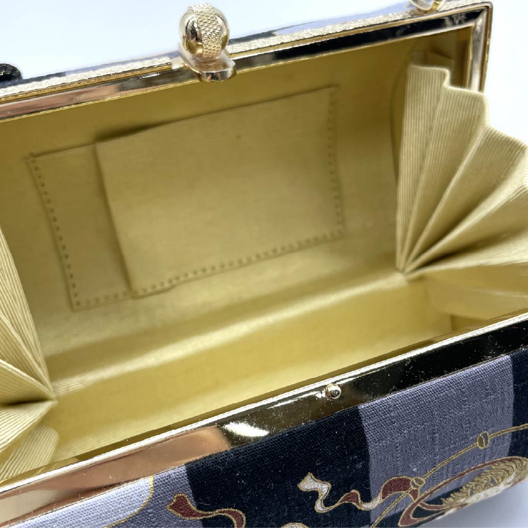 リサイクル着物】和装バッグ カジュアル NEWランク 黒色（くろいろ