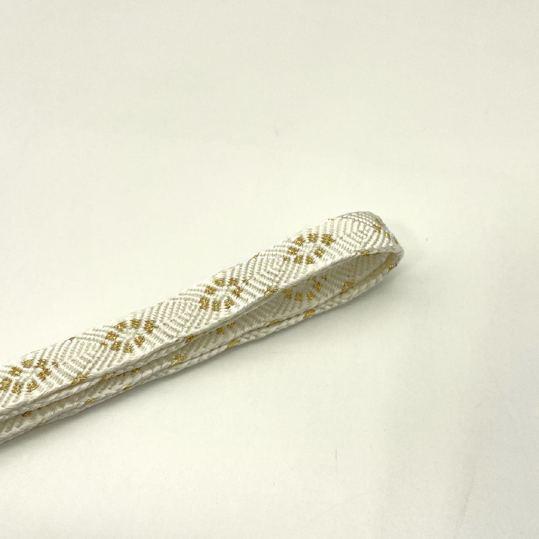 （新古品） 帯締め・帯揚げセット 正絹 NEWランク 乳白色（にゅうはくしょく） 留袖用 紅葉 古典柄 長さ約158cm 幅約1.5cm フォーマル 白系 1141000361311