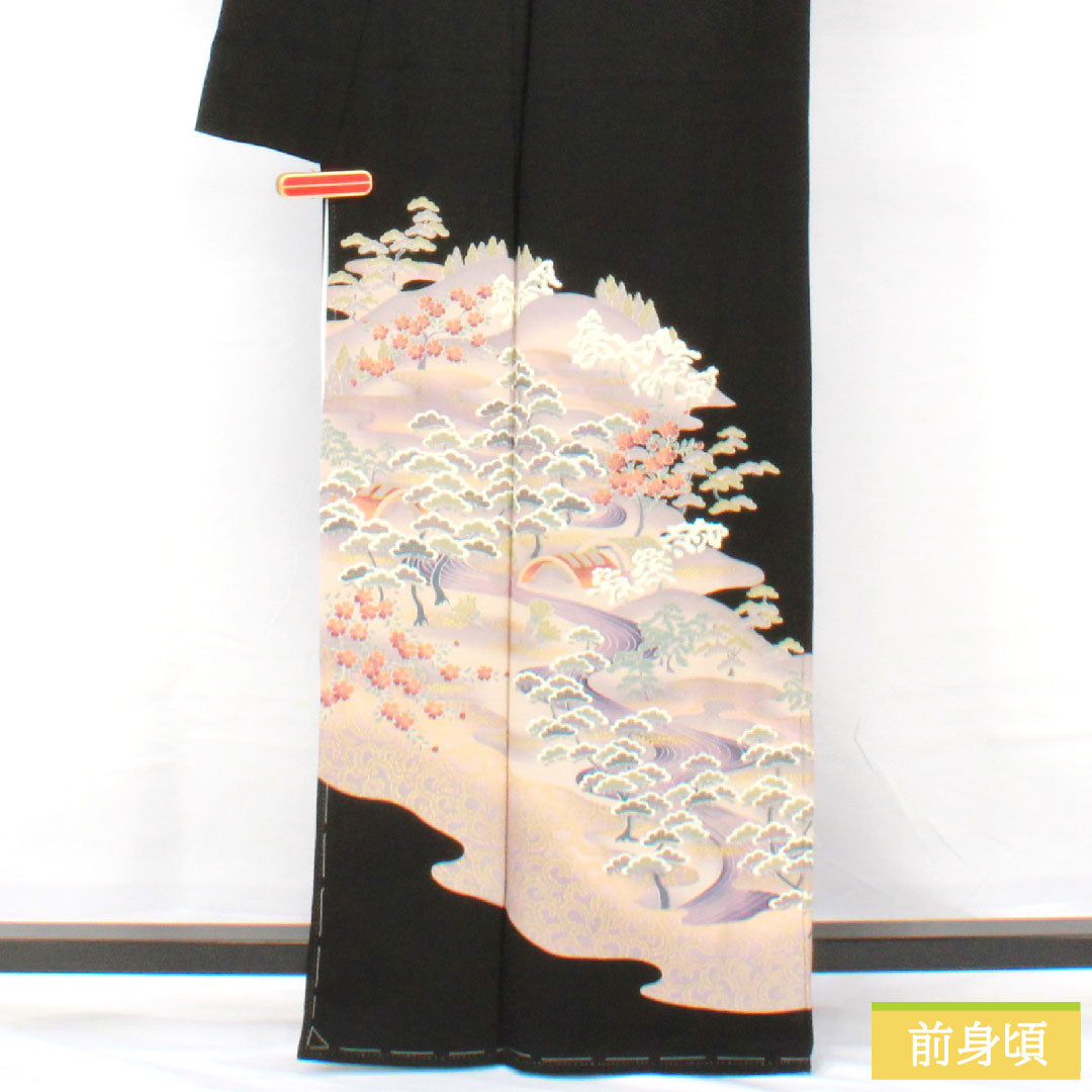 Black formal kimono, pure silk, length 162.5cm, sleeve length 62cm, lined, Kyoto yuzen, landscape pattern, five crests, sword and katabami, with basting thread, unused, S rank, black, 1111001572410