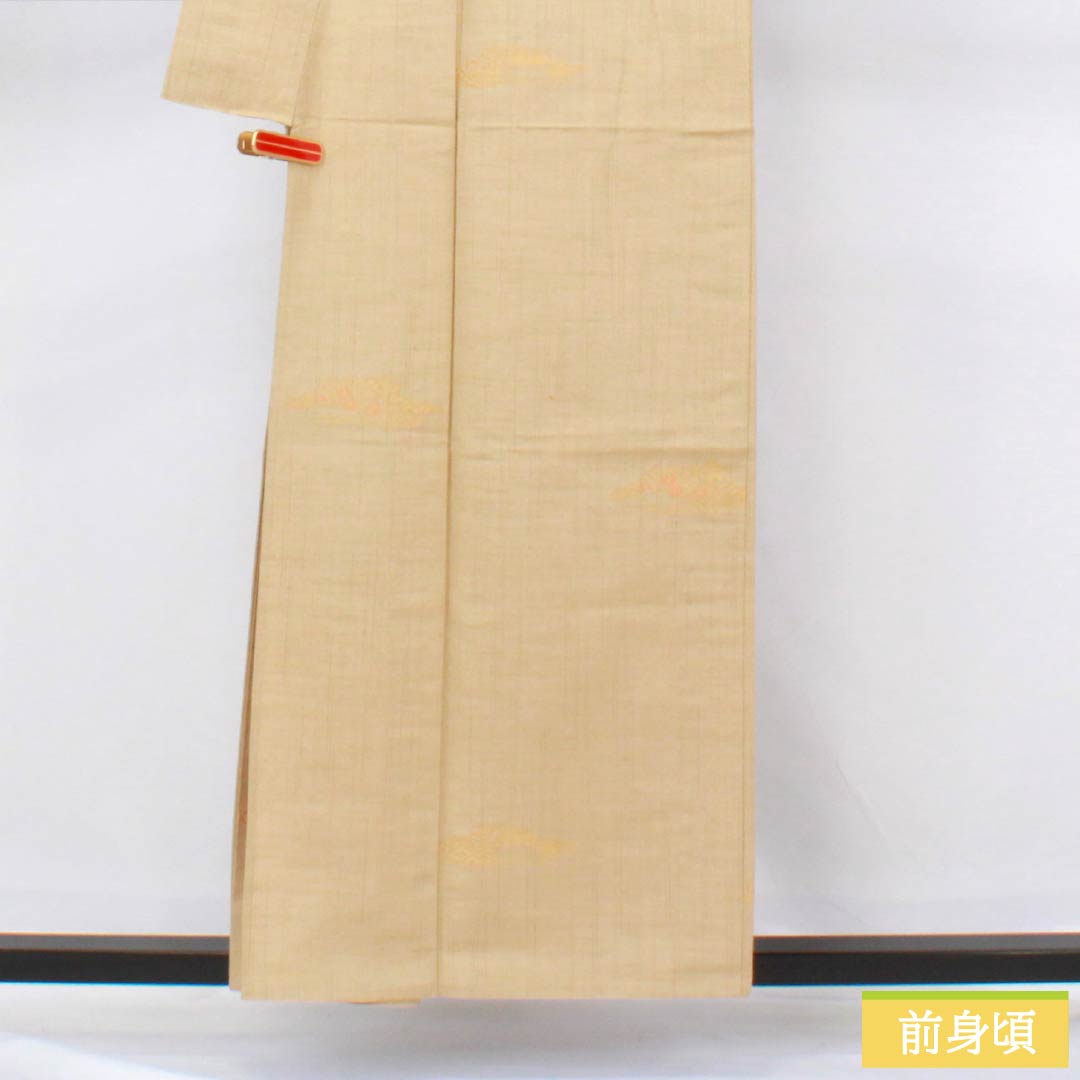 紬 正絹 Aランク 身丈158cm 裄丈63cm 枯野色（かれのいろ） 縞 雲取り 古典柄 単衣 ベージュ系 1116004273325