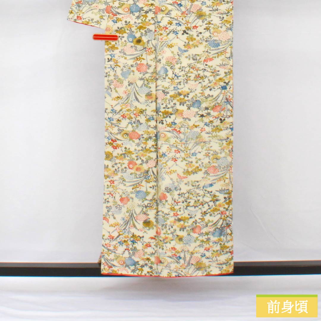 小紋 正絹 身丈154.5cm 裄丈63.5cm 袷 象牙色（ぞうげいろ） 型染 草花模様 Sランク クリーム系 1115005492215