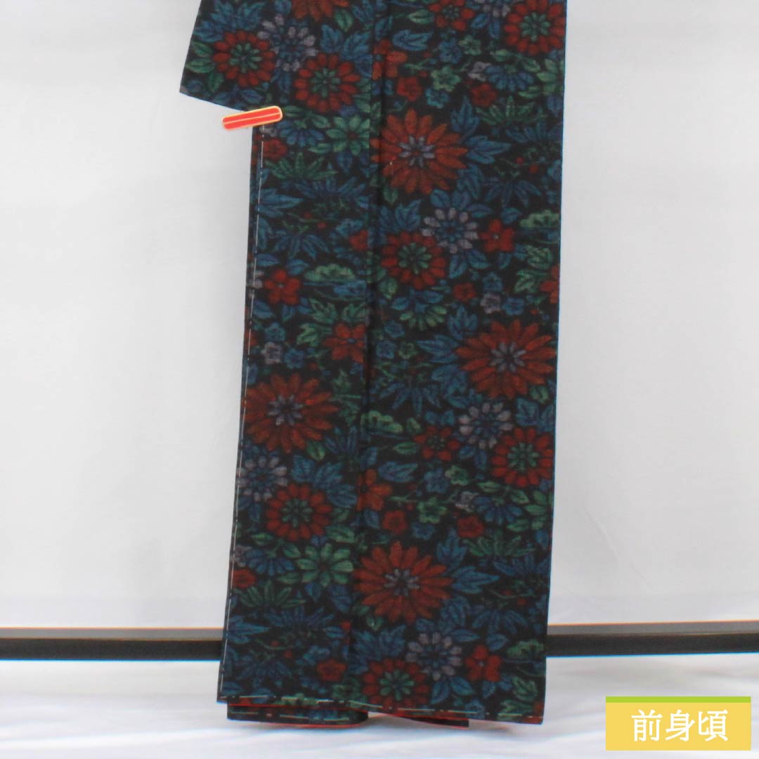 紬 正絹 Sランク 身丈162.5cm 裄丈63cm 檳榔子黒色（びんろうじぐろいろ） 真綿紬 総花 しつけ糸付き 袷 黒系 1116004122410