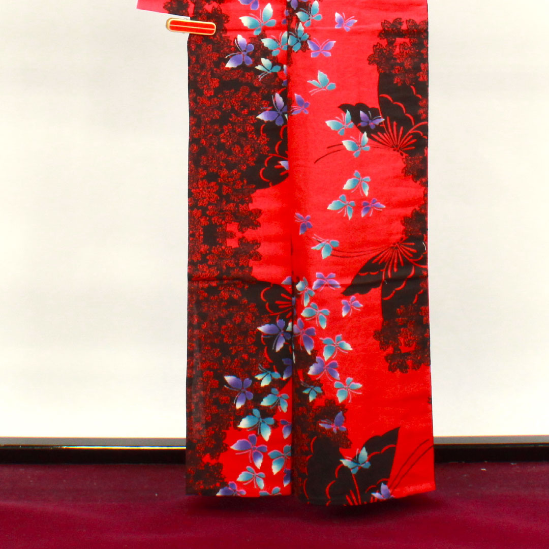 浴衣 しつけ糸付き 未使用品 紅絹色 桜 蝶 木綿 Sランク 単衣 身丈162.5cm 裄丈63.5cm 赤系 1118003662412