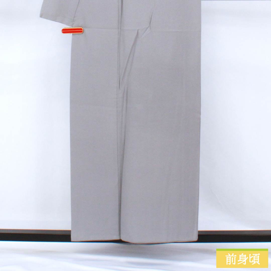 Solid-colored silk kimono, A-rank, length 156.5cm, sleeve length 67cm, silver (gin-iro) color, single crest, hawk feather pattern, sewn crest, lined, gray, 1114002543322