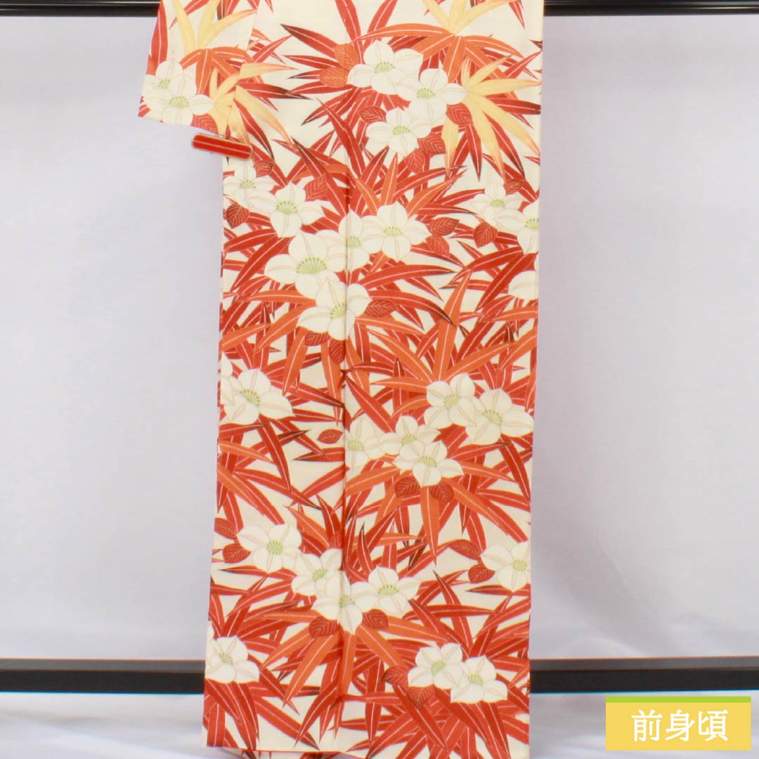 訪問着 正絹 Aランク 袷 身丈164cm 裄丈64.5cm 乳白色（にゅうはくしょく） 京友禅 草花 白系 1112006523411