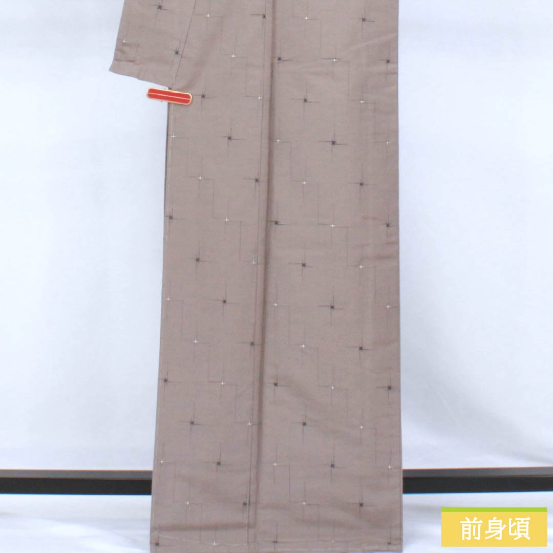 紬 正絹 Sランク 身丈165.5cm 裄丈64cm 灰汁鼠色（あくねずいろ） 幾何学模様 しつけ糸付き 袷 グレー系 1116005002522
