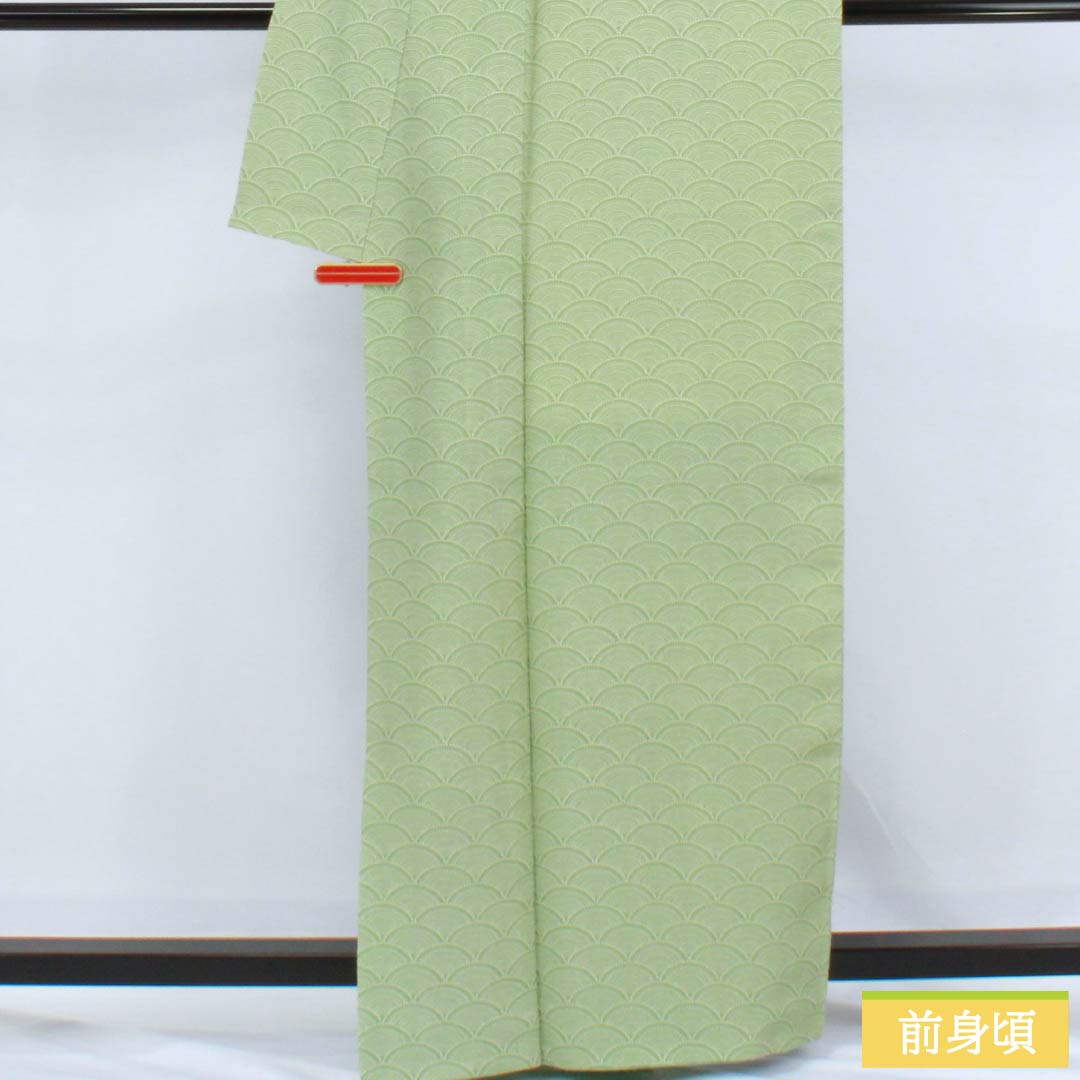 Komon (small pattern) kimono, pure silk, A rank, length 161.5cm, sleeve length 66.5cm, lined, light green (asamidoriiro), stencil dyed, Seigaiha (wave pattern), one-sided, green-based design, product number 1115006553419