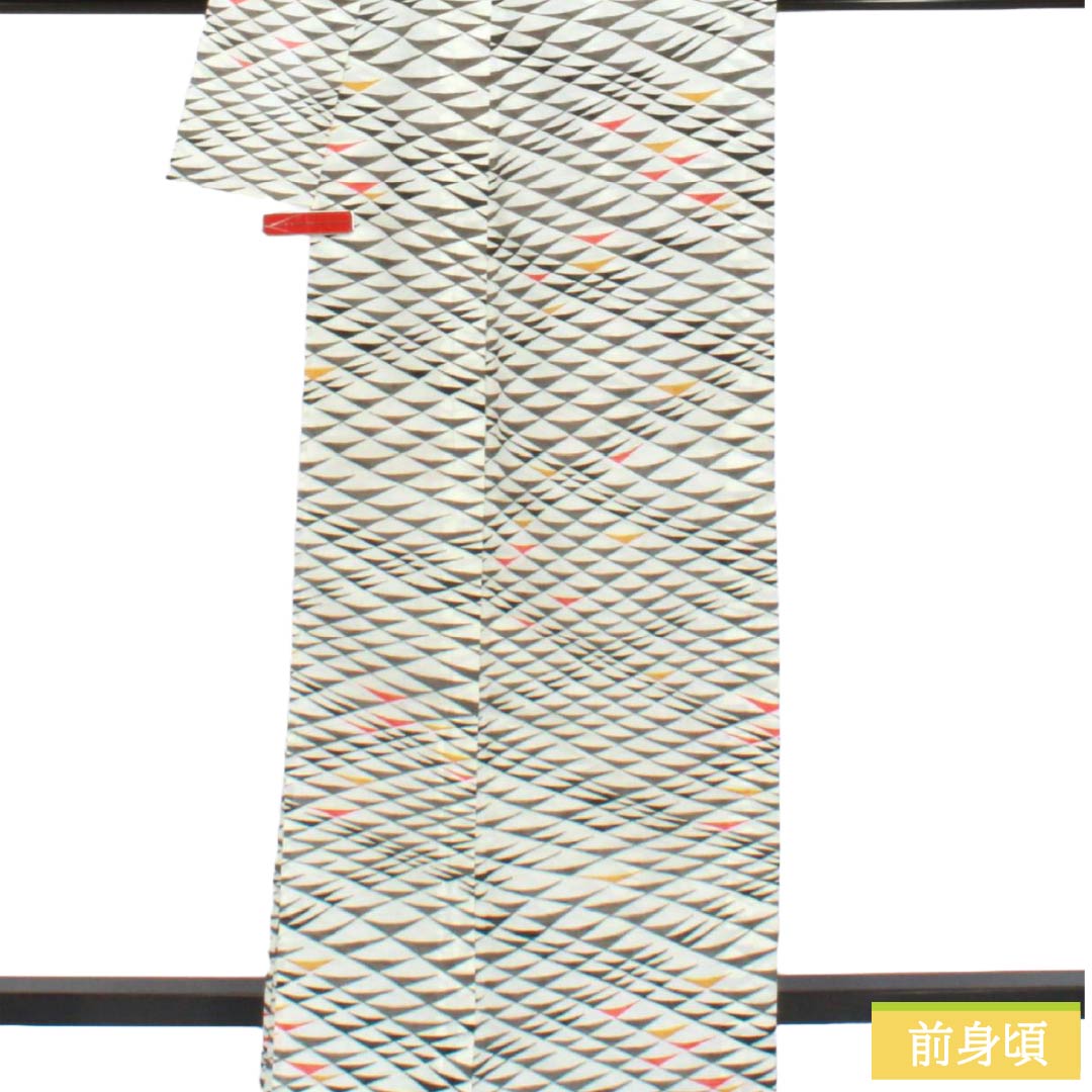 夏物 ポリエステル 小紋 Aランク 身丈163.5cm 裄丈67cm 洗える着物 変り鱗模様 絽 白系 1132006323411