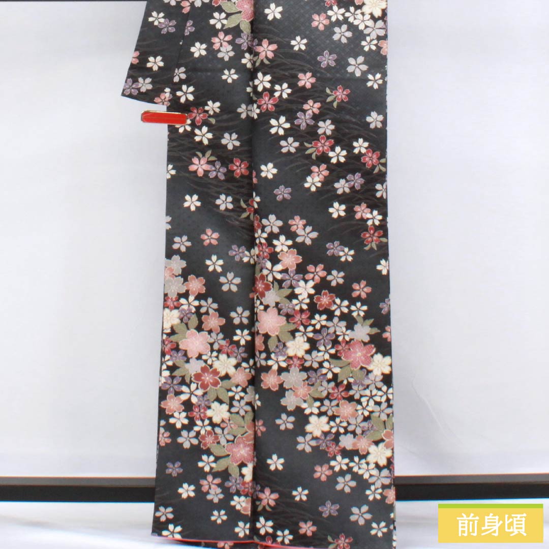 小紋 ポリエステル 身丈164.5cm 裄丈63.5cm 袷 熨斗目色（のしめいろ） 露芝 桜 洗える着物 Sランク グレー系 1115006112422