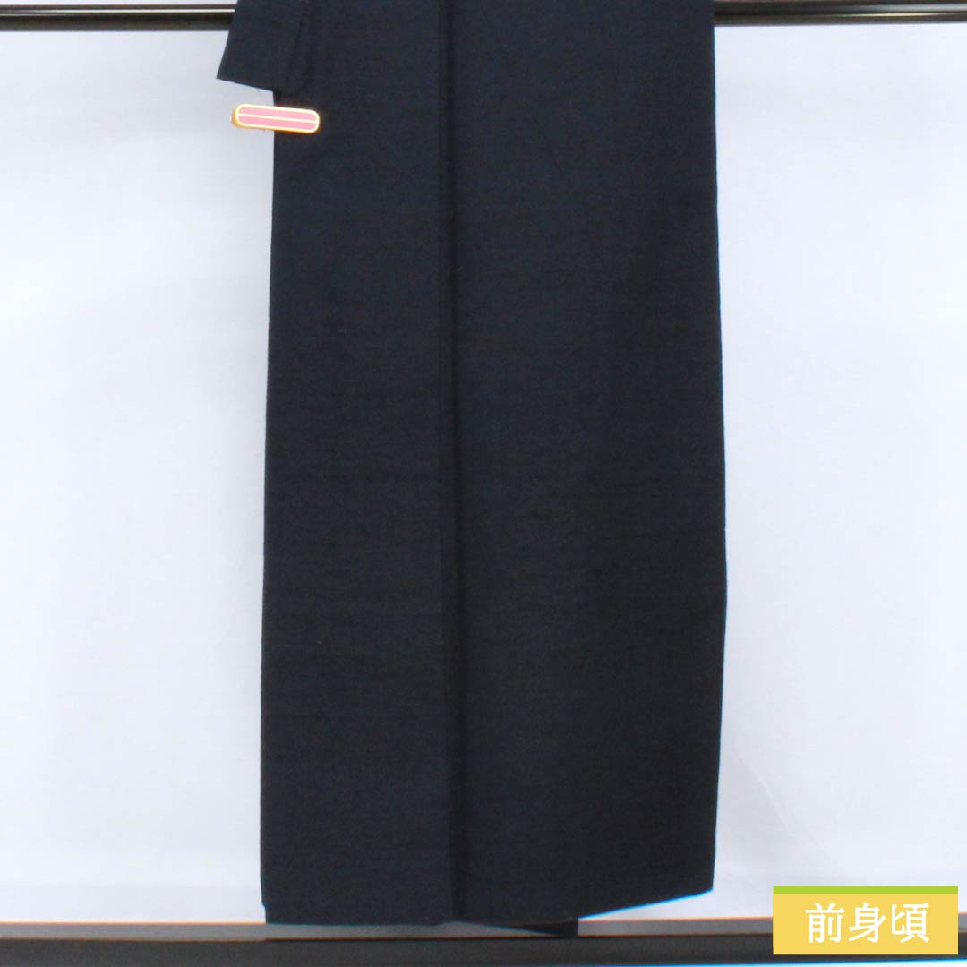 男物 正絹 Sランク 身丈148.5cm 裄丈72.5cm  濃紺色（のうこんいろ） 真綿紬 アンサンブル 袷 紺系 1119000912418