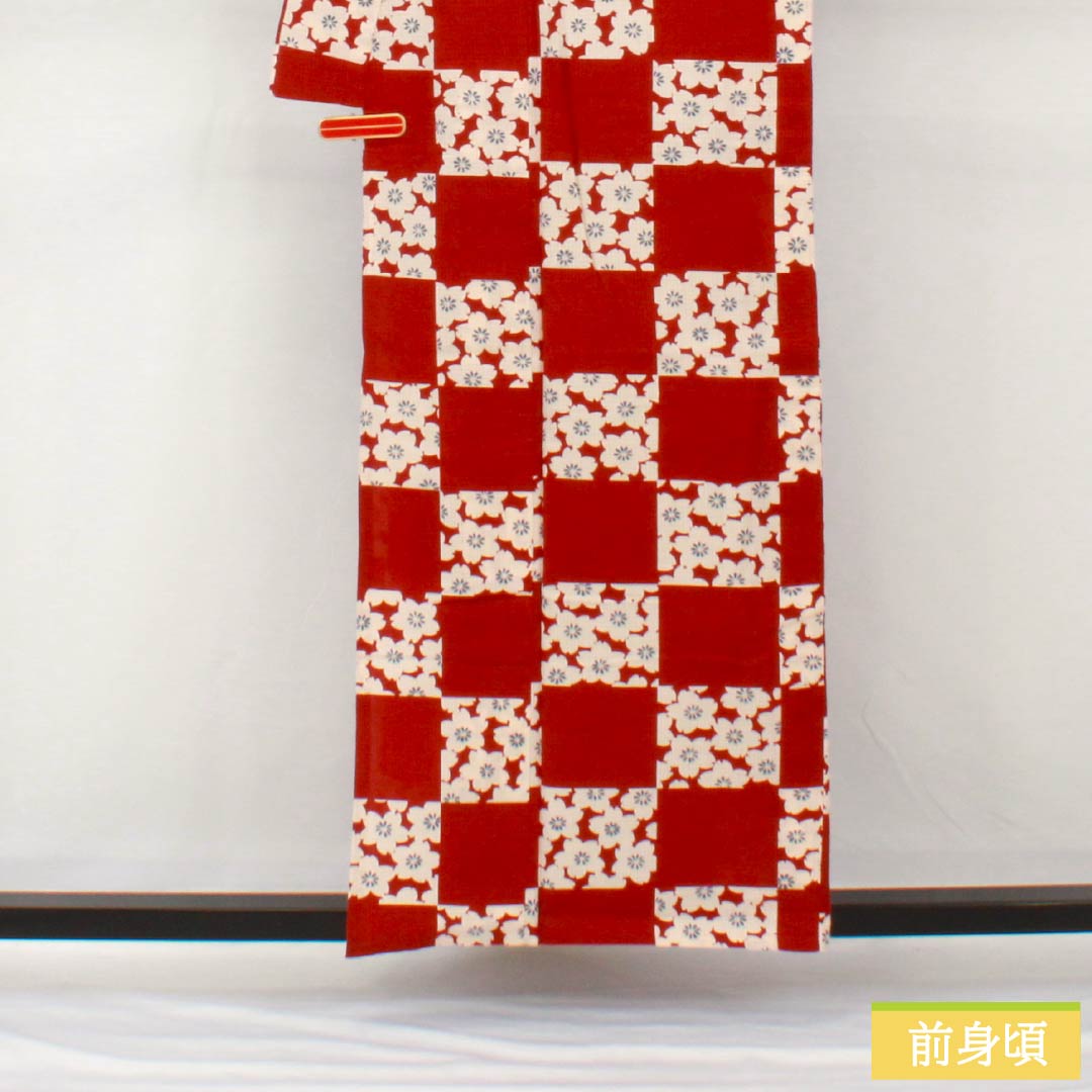 浴衣 木綿 身丈157cm 裄丈67cm Bランク 単衣 朱系 濃紅葉色（こいもみじいろ） 市松模様 桜 撫松庵 1118005524316
