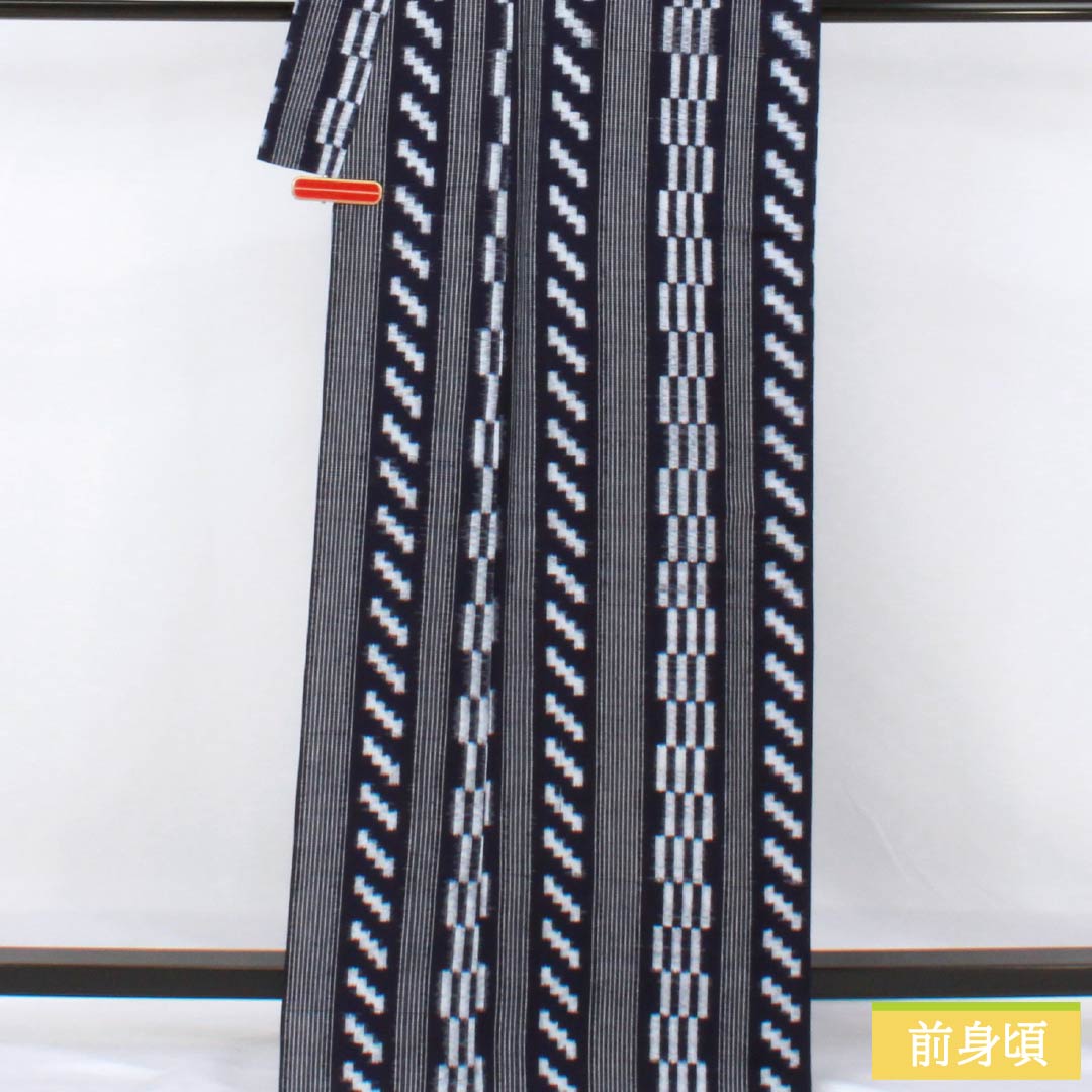 紬 木綿 Sランク 身丈167.5cm 裄丈65cm 褐色（かちいろ） 久留米絣 単衣 紺系 1116004392518