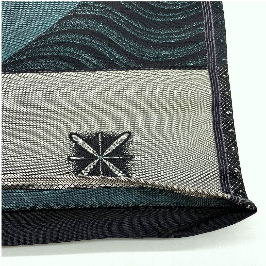 袋帯 深藍色（ふかきあいいろ） 市松模様 星 波 帯丈427cm 正絹 Aランク 六通 セミフォーマル 緑系 1123009003319