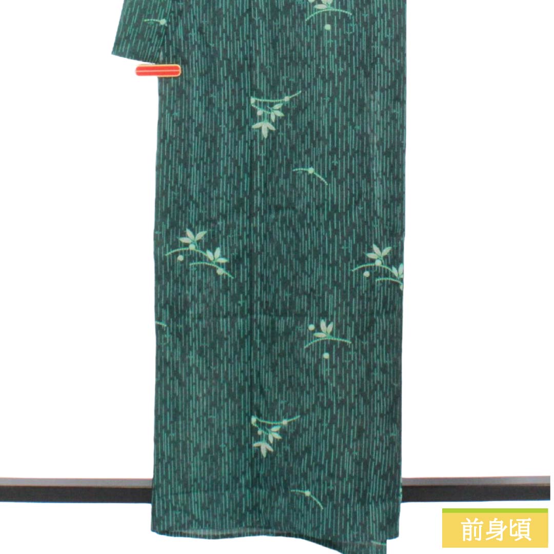 夏物 ポリエステル 小紋 Sランク 身丈162.5cm 裄丈68cm 鉄色（てついろ） 洗える着物 鮫小紋 草花模様 絽 緑系 1132005562419