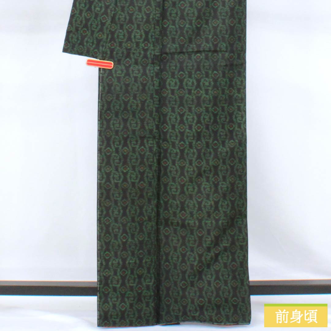 リサイクル着物】紬 正絹 Aランク 身丈164cm 裄丈67cm 大島紬 横双絣