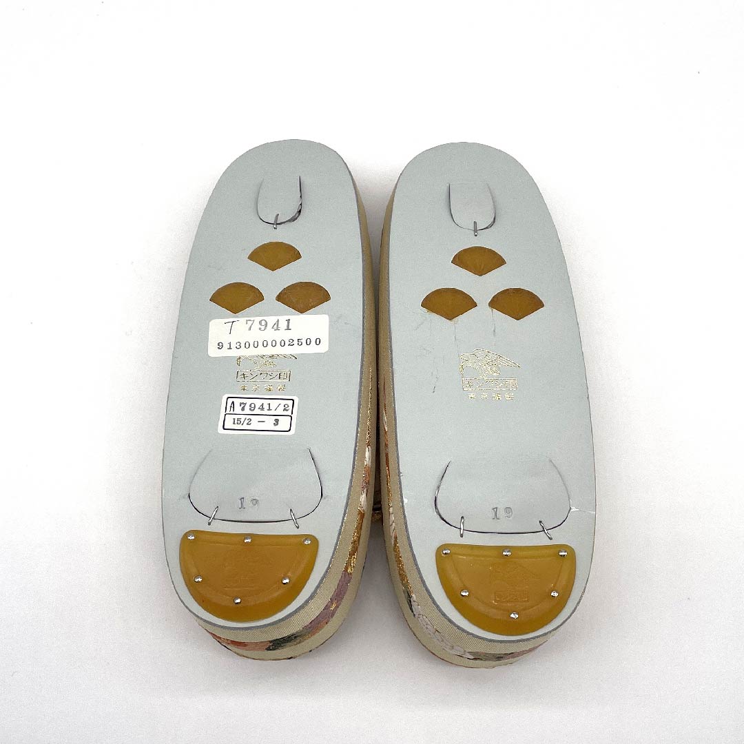 (New old stock) Formal sandal and bag set, gold color, unused, for Tomesode, classic pattern, M size, gold, S rank, 1133000072321