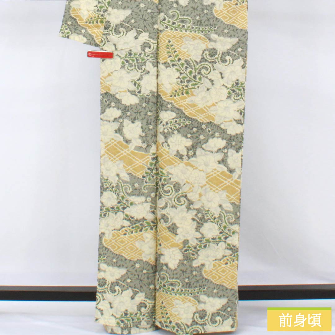 小紋 ポリエステル Sランク 身丈164cm 裄丈67cm 単衣 利休鼠色（りきゅうねずみいろ） 型染 雲取り 花びら 洗える着物 グレー系 1115008022422