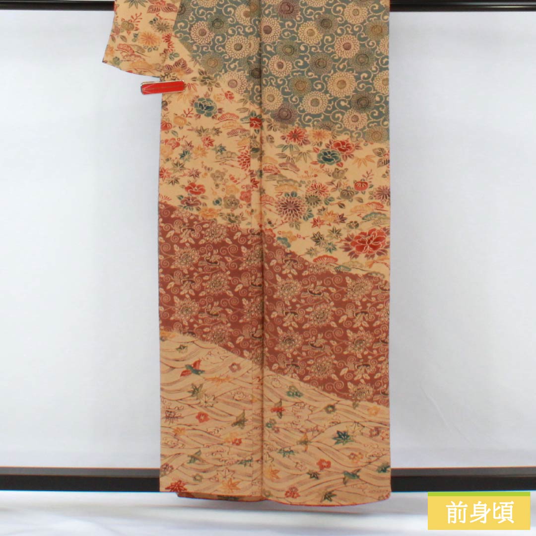 Hōmongi Kimono, Pure Silk, Rank S, Lined, Length 157cm, Sleeve-to-Sleeve 62.5cm, Pale Autumn Leaf Color, Artist-Designed, Kyō-bingata Dyeing, Auspicious Patterns, Pine, Bamboo, Plum, Chrysanthemum, Orange Family, 1112007382326