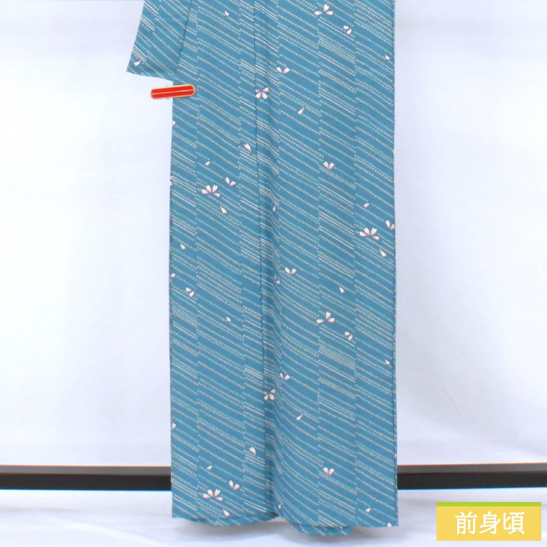 小紋 ポリエステル Sランク 身丈161.5cm 裄丈64cm 単衣 朧花色（おぼろはないろ） 型染 疋田 桜 洗える着物 青系 1115007832417