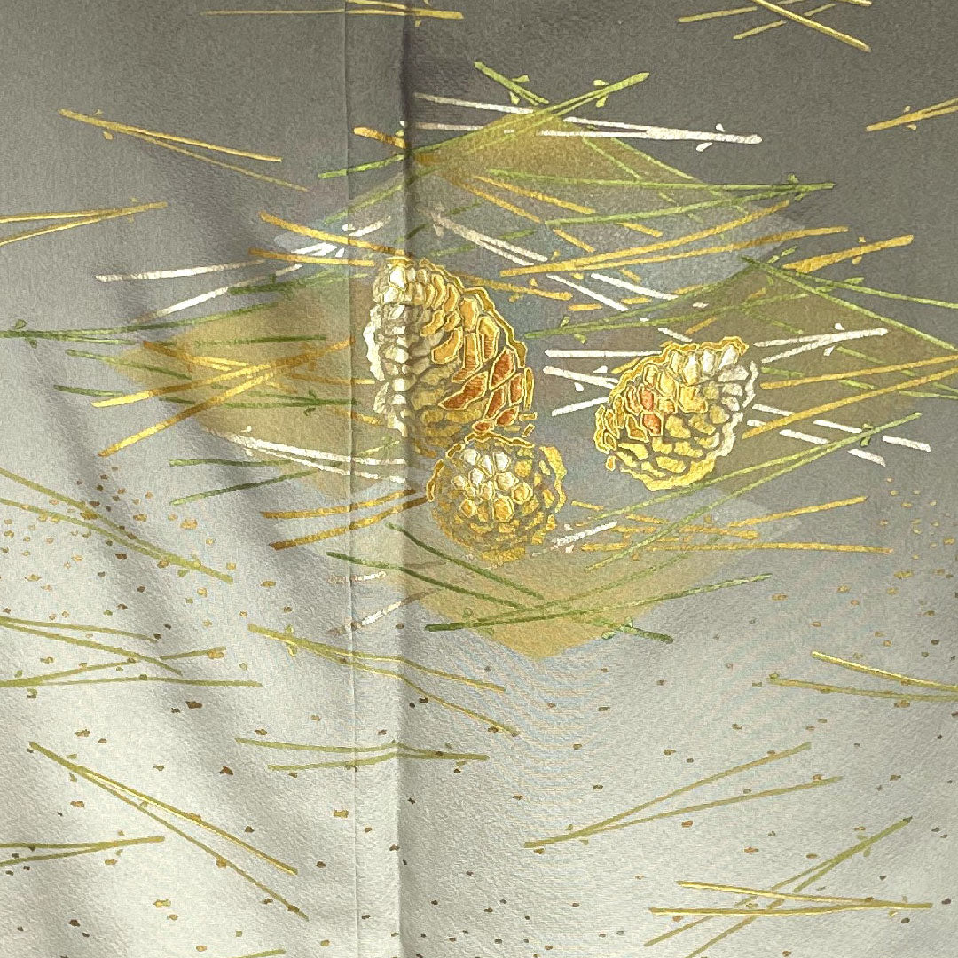 Colored Tomesode, Length 162cm, Sleeve Length 65cm, Awase, Burnt Charcoal Color, Living National Treasure, Fukuda Yoshishige, Pine Pattern, Gosan Paulownia, Pure Silk, S Rank, Three Crests, Black, 1111000442410