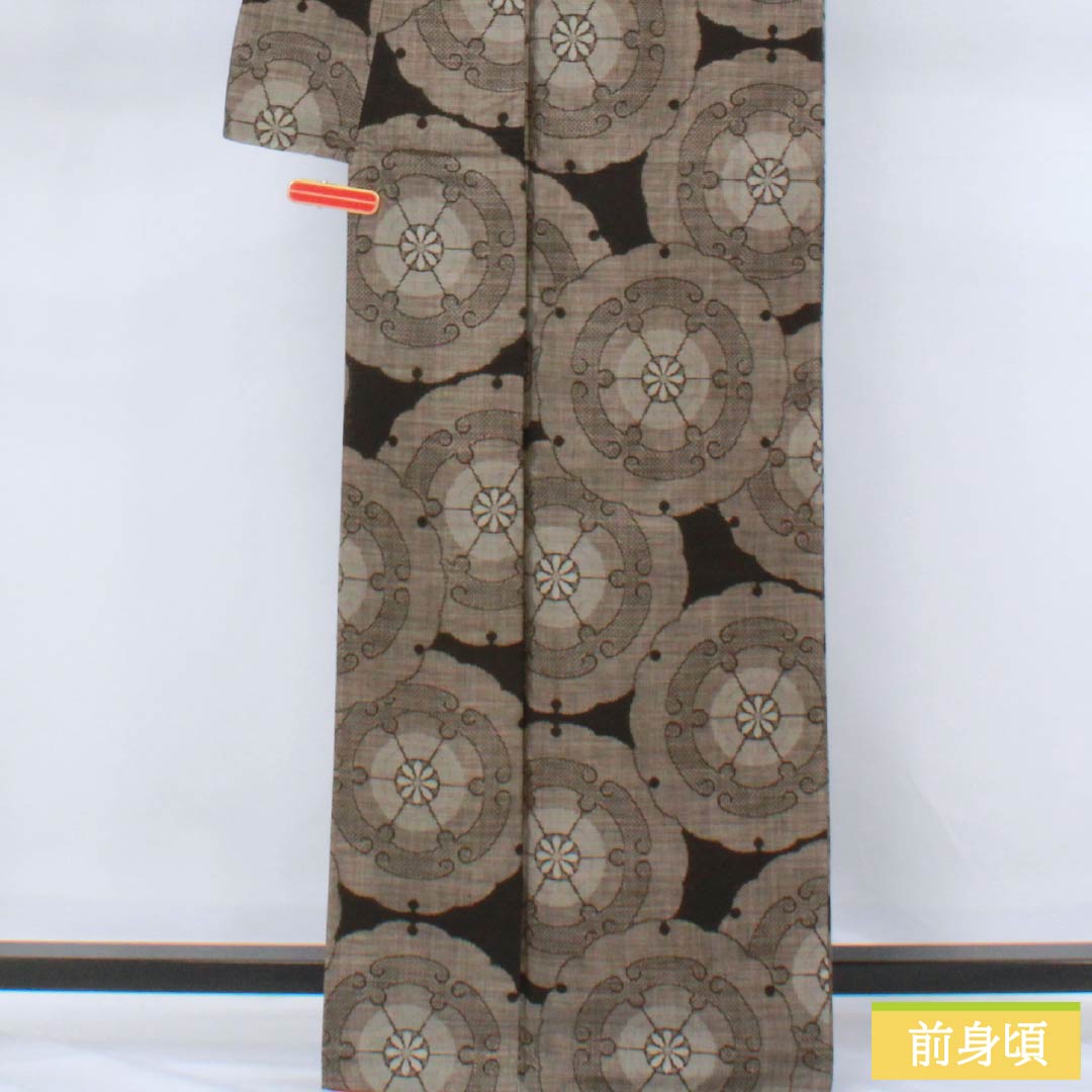 紬 正絹 Aランク 身丈166cm 裄丈68cm 涅色（くりいろ） 本場大島紬 片ス式 9マルキ 袷 茶系 1116004183514
