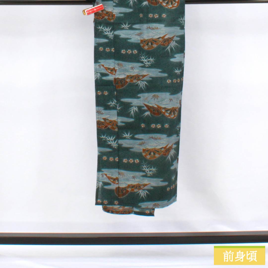 Men's wool nagajuban (long under-kimono), S-rank, length 140cm, sleeve length 67cm, iron-colored, with a bamboo grass and wave design, one-wheeled cart design, green, 1140000722419