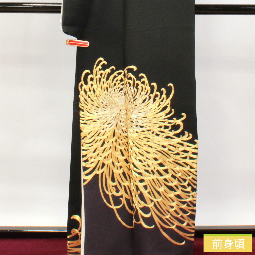 Black formal kimono, pure silk, length 163.5cm, sleeve length 66cm, lined, gold embroidery, chrysanthemum, swallowtail butterfly, five crests, B rank, five crests, black, 1111001194410