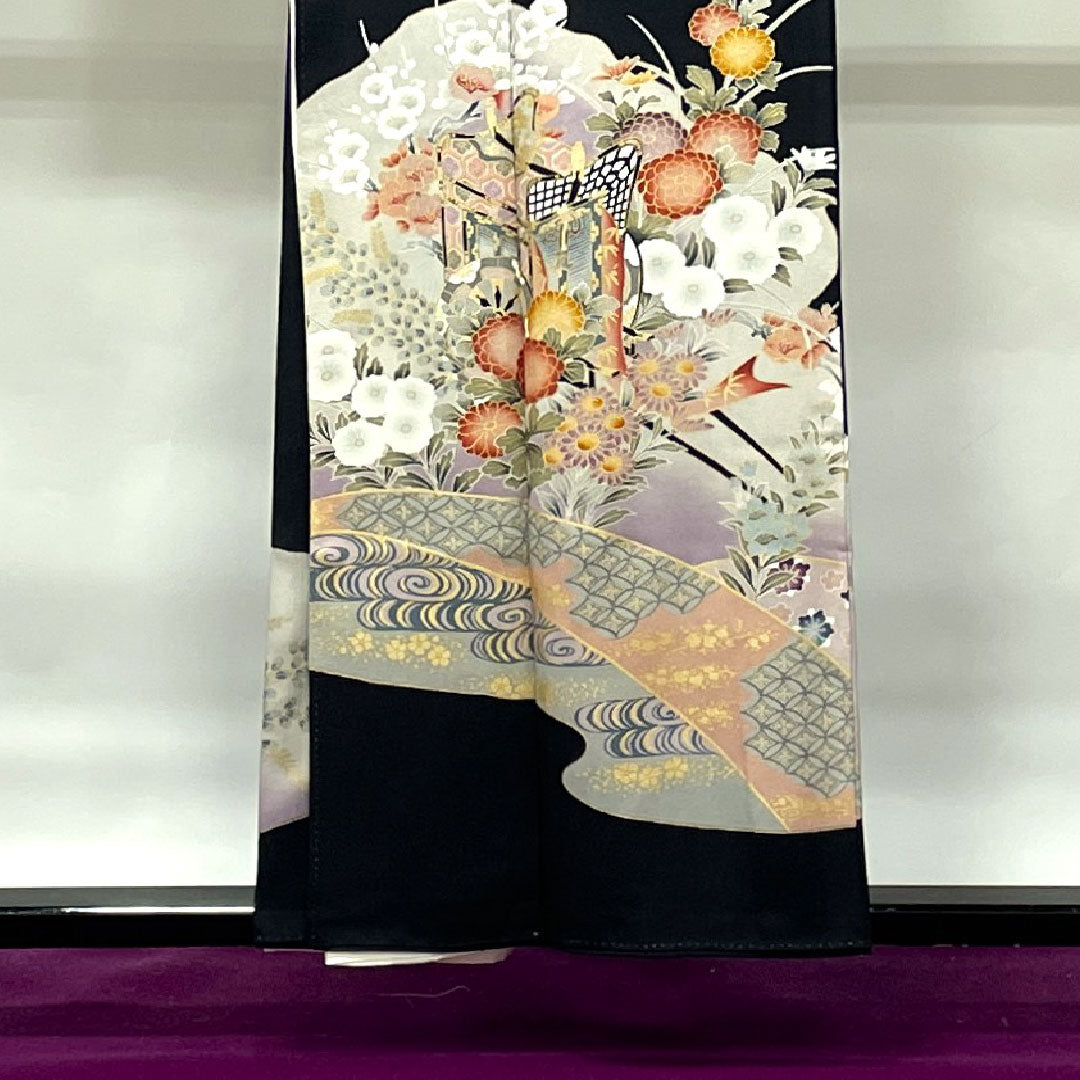 黒留袖 身丈155cm 裄丈61.5cm 袷 京友禅 吉祥文様 丸に剣片喰 正絹 Aランク 五つ紋 黒系 1111000913310
