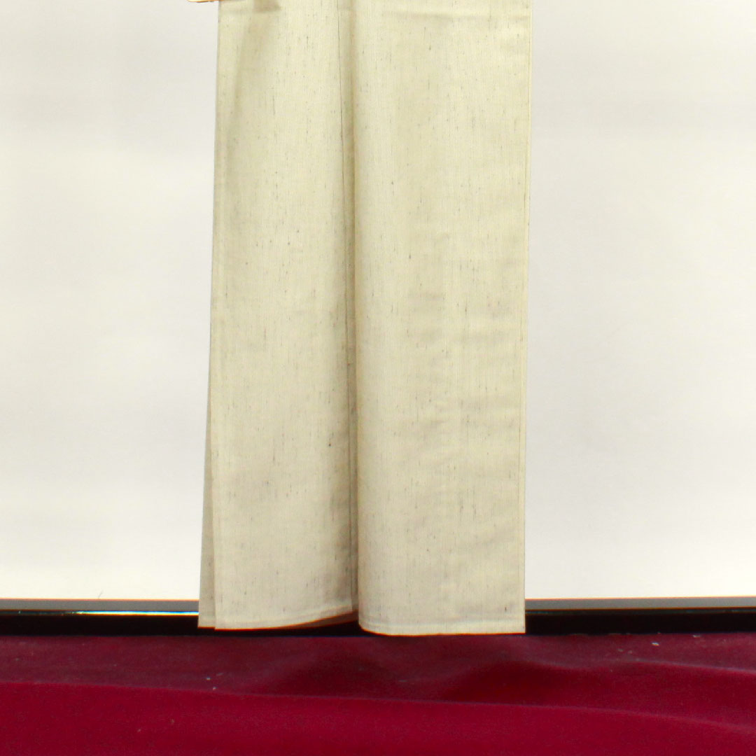 夏物 正絹 紬 身丈156cm 裄丈62cm 蕎麦切色（そばきりいろ） 縞 しつけ糸付き 未使用品 紗 Sランク グレー系 1132000422322