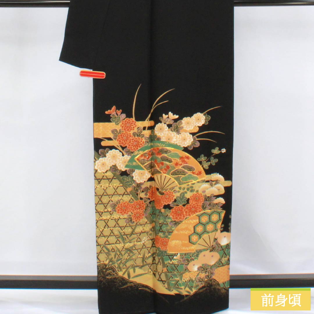 黒留袖 ポリエステル Aランク 身丈161.5cm 裄丈64cm 袷 京友禅 五つ紋 五三桐 扇面 菊 松 萩 五つ紋 黒系 1111001843410